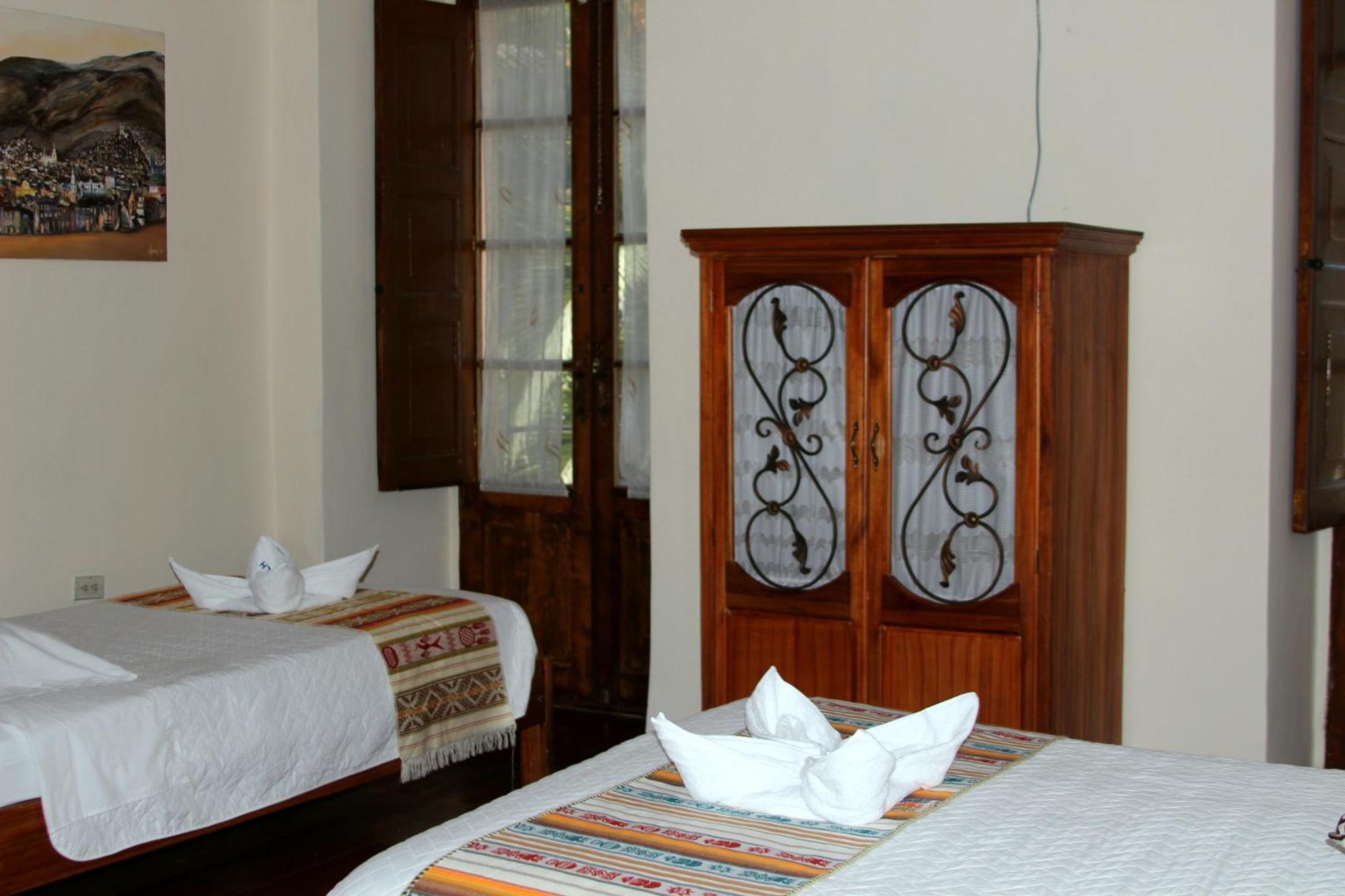 Mía Leticia Hostal *