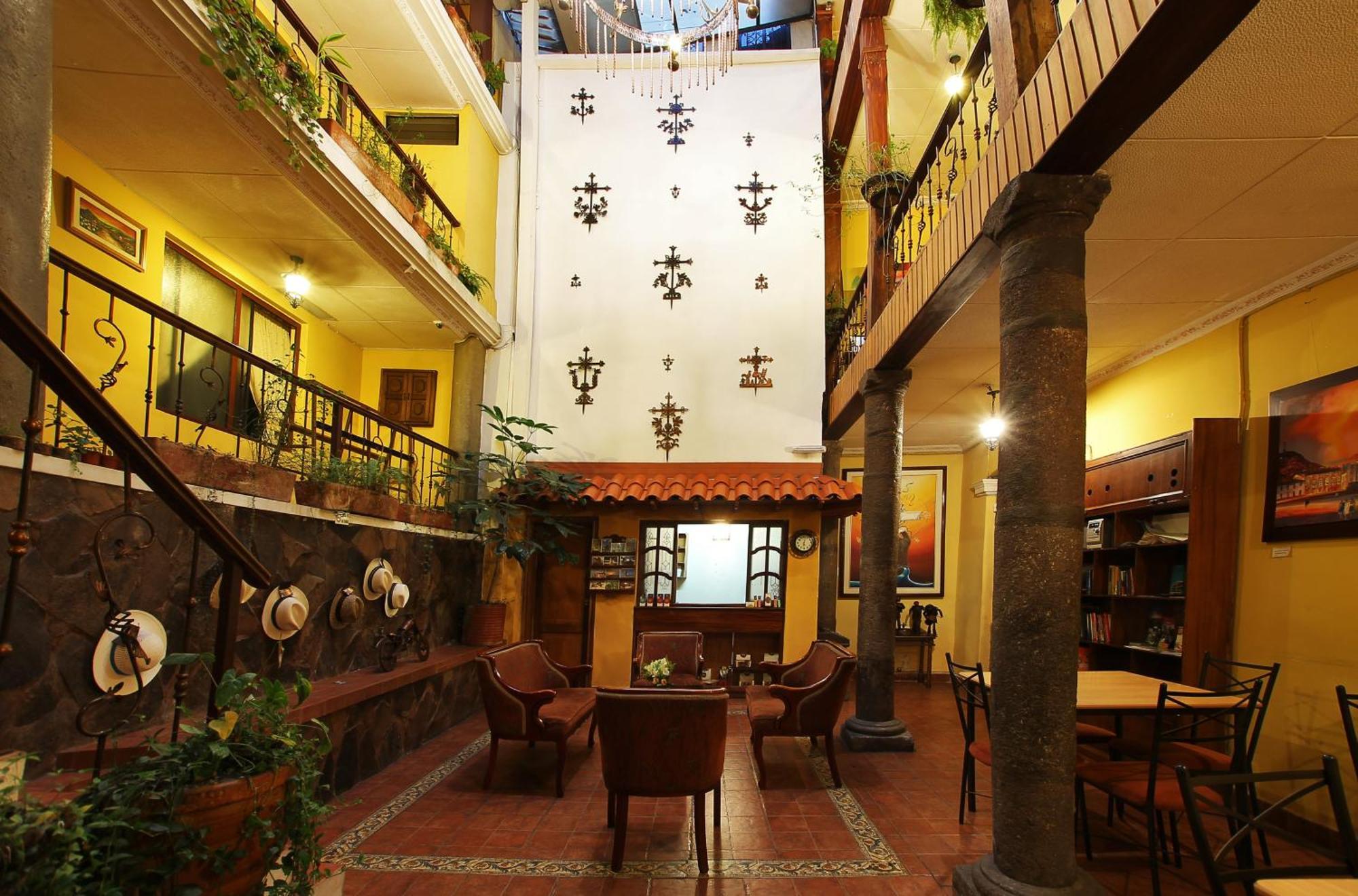 Mía Leticia Quito