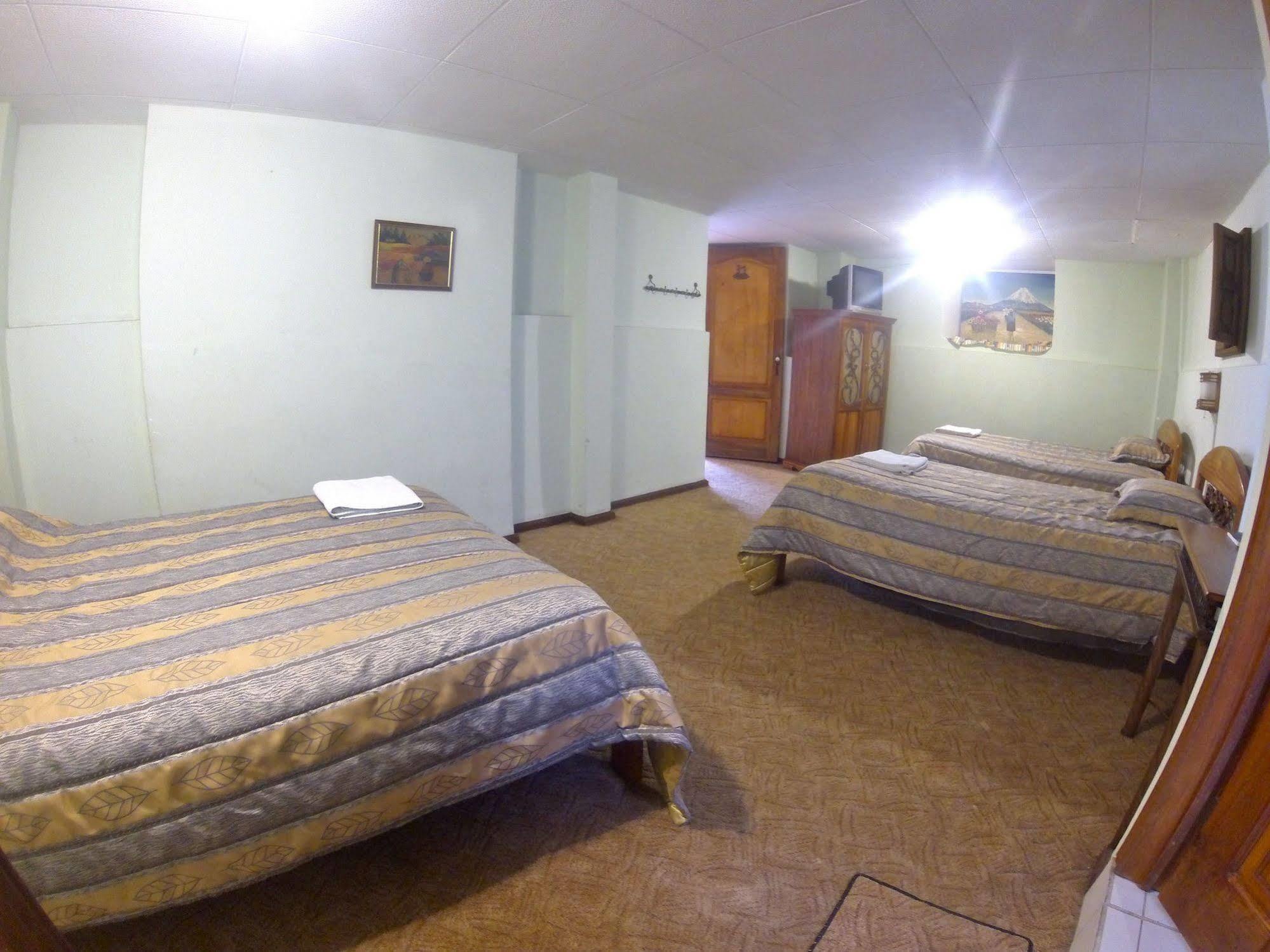 Mía Leticia Hostal Quito